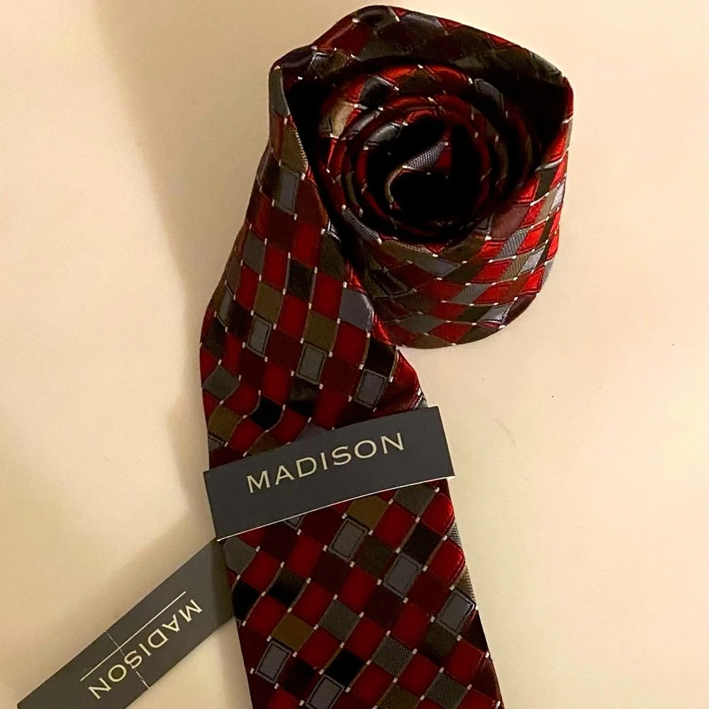 Men’s Formal 100% Silk Art Deco L-57” Madison Necktie